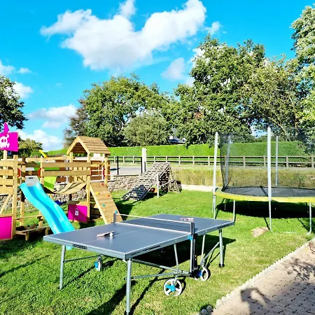 La Manch'hôtes Alojamento de Acomodação e Pequeno-almoço Domjean